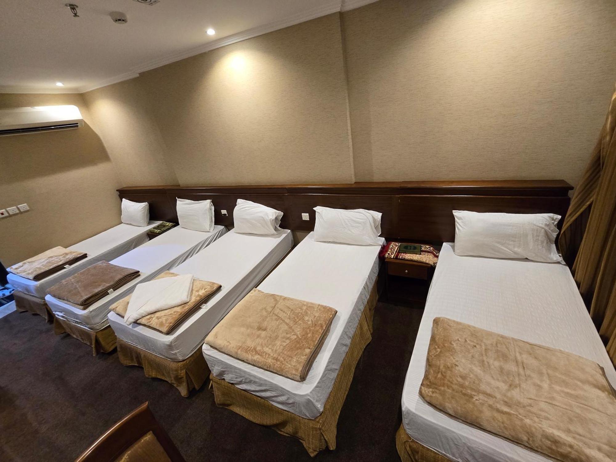 Diouf Al Maqam Hotel 3 Mecca Екстер'єр фото