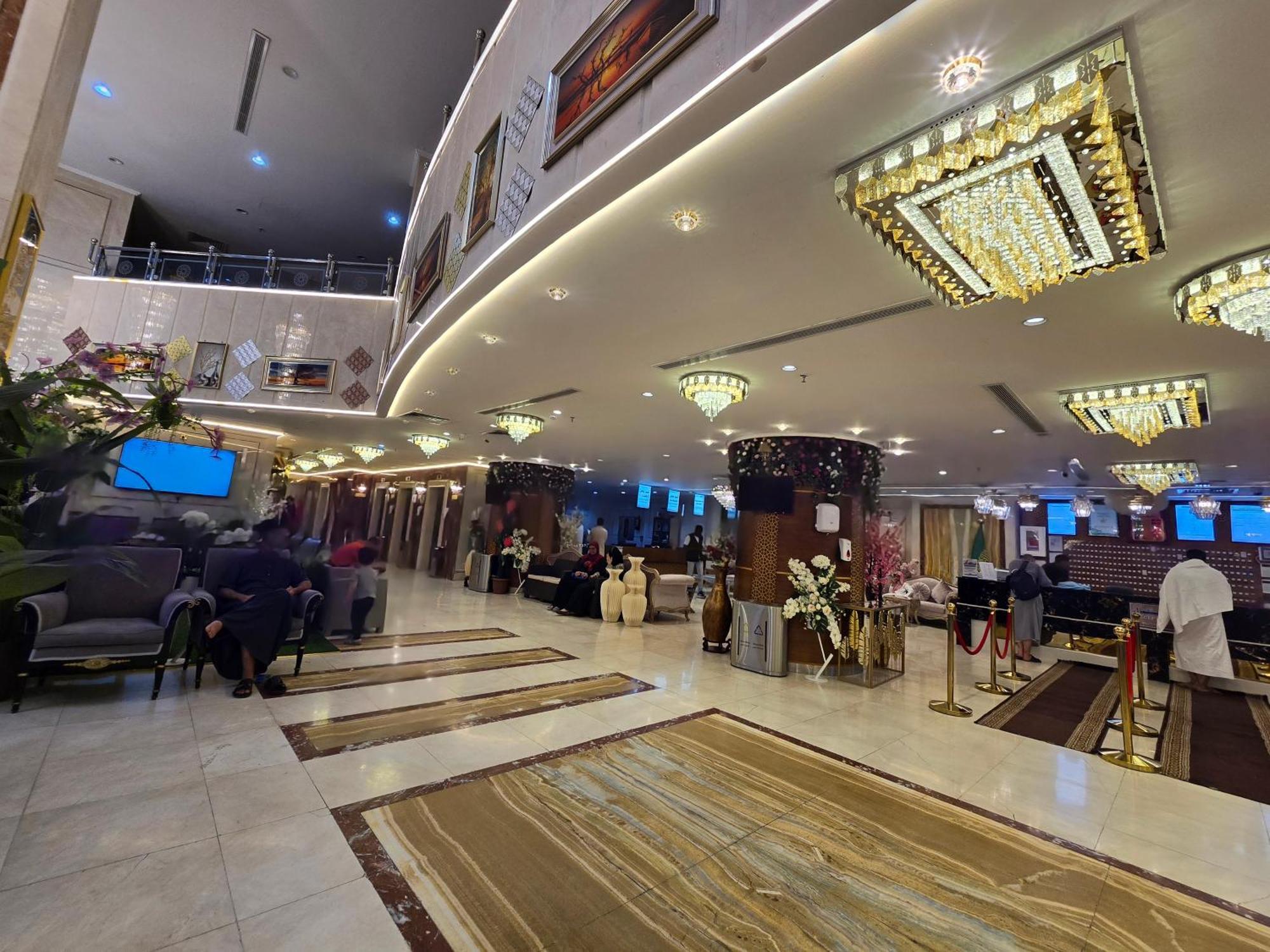 Diouf Al Maqam Hotel 3 Mecca Екстер'єр фото
