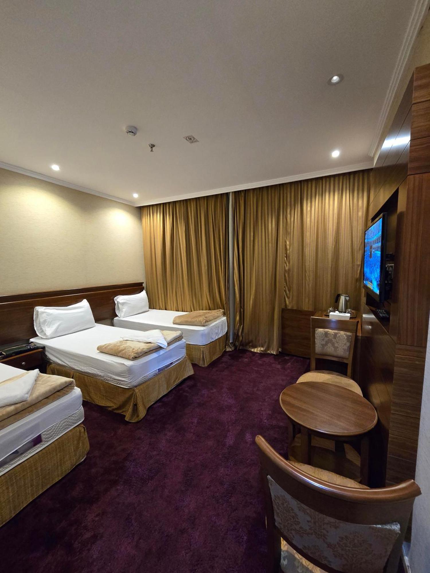 Diouf Al Maqam Hotel 3 Mecca Екстер'єр фото